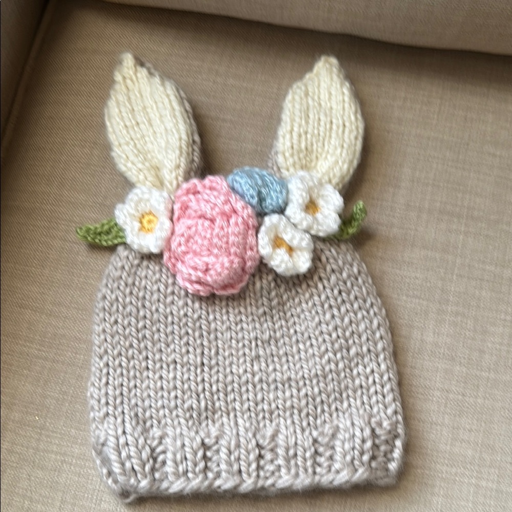 Adorable Knit Bunny Ear Hat for Kids - Cream and Pink